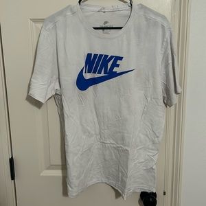 Nike Tee